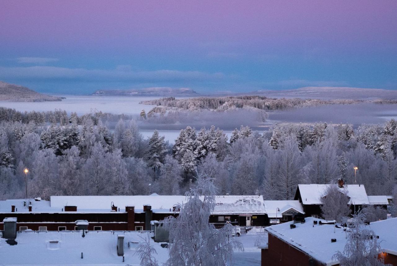Hotell Toppen Storuman Buitenkant foto